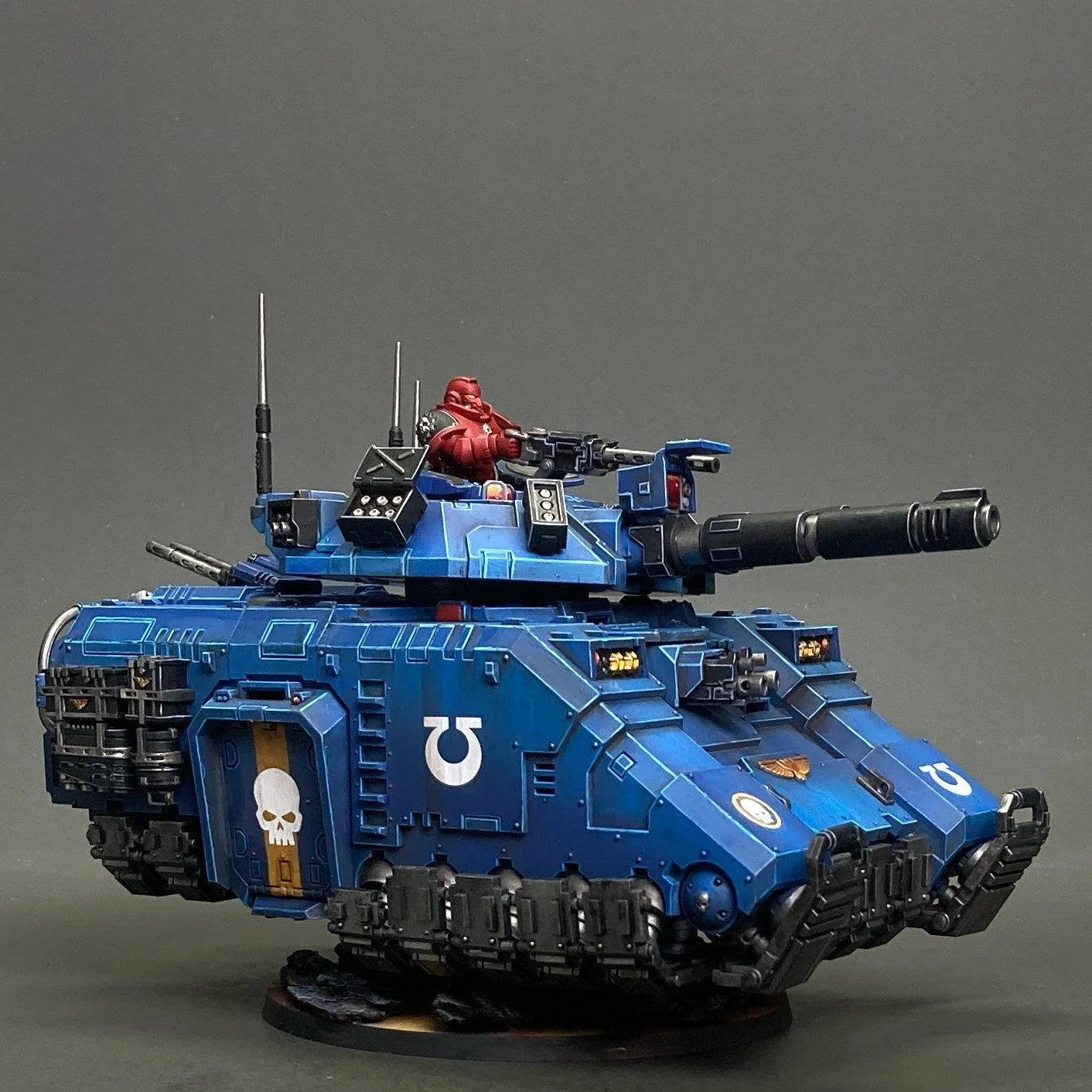 Warhammer 40K Primaris Repulsor Executioner Ultramarines