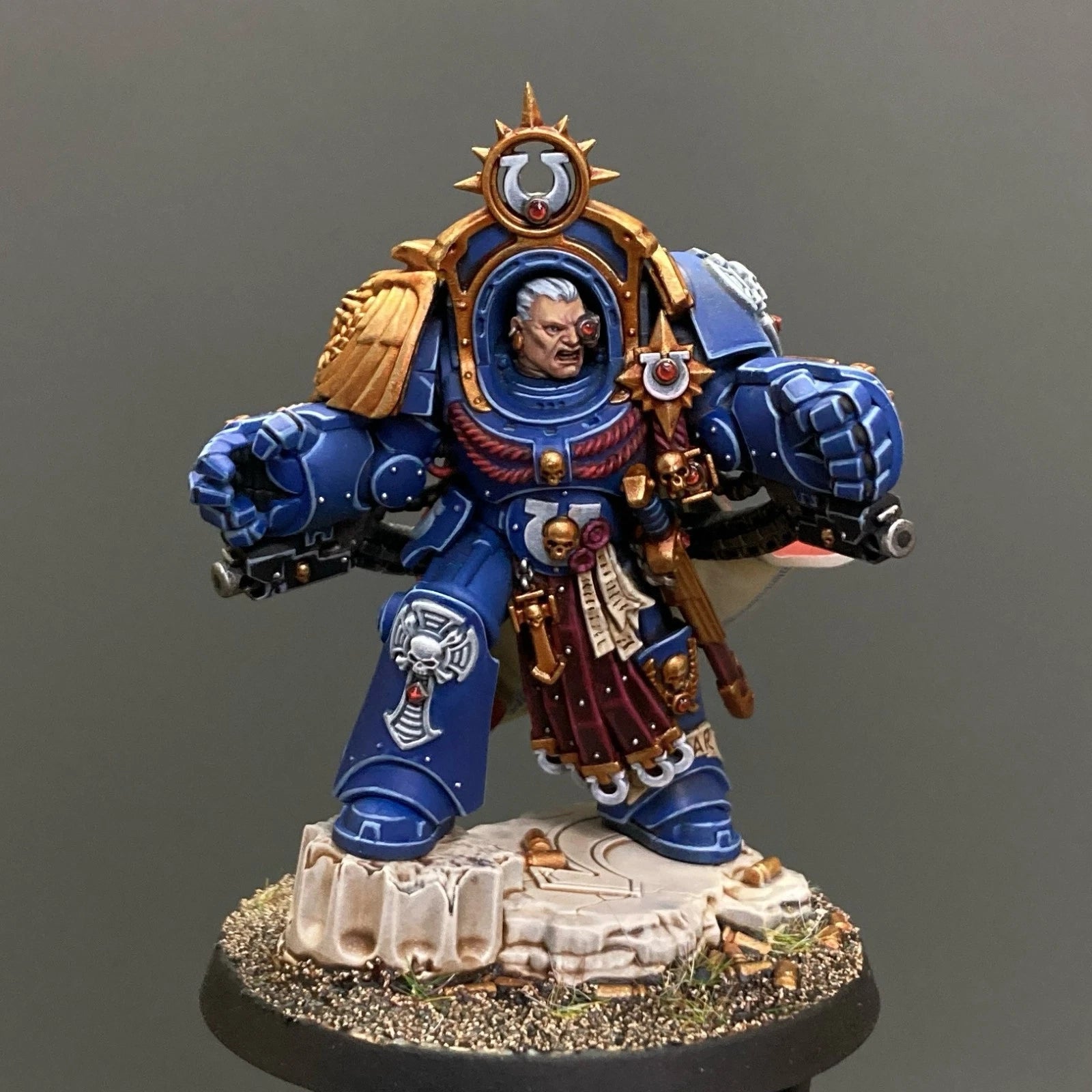 Warhammer 40K Ultramarines Marneus Calgar