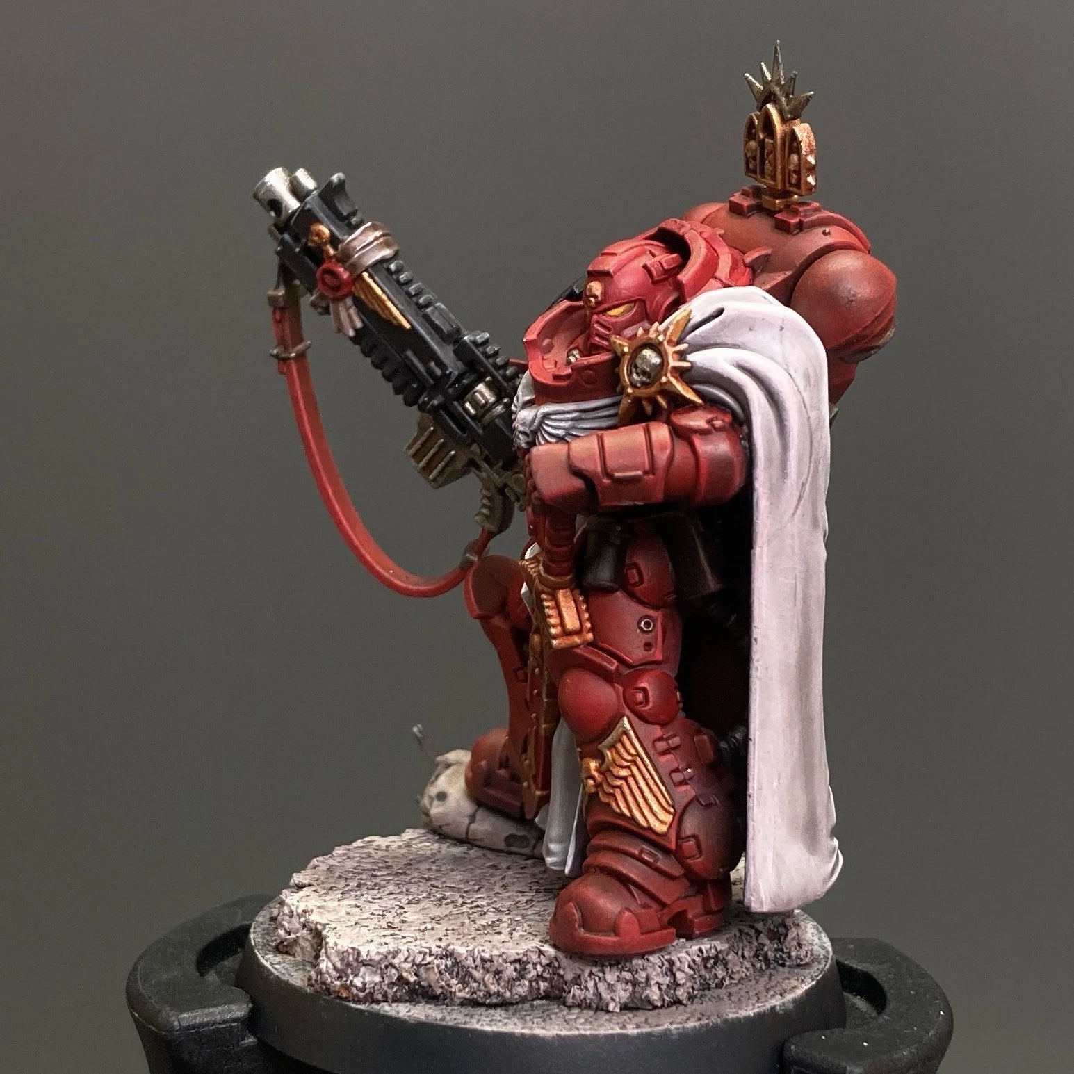 Warhammer 40K Blood Angels Captain With Master-Crafted Heavy