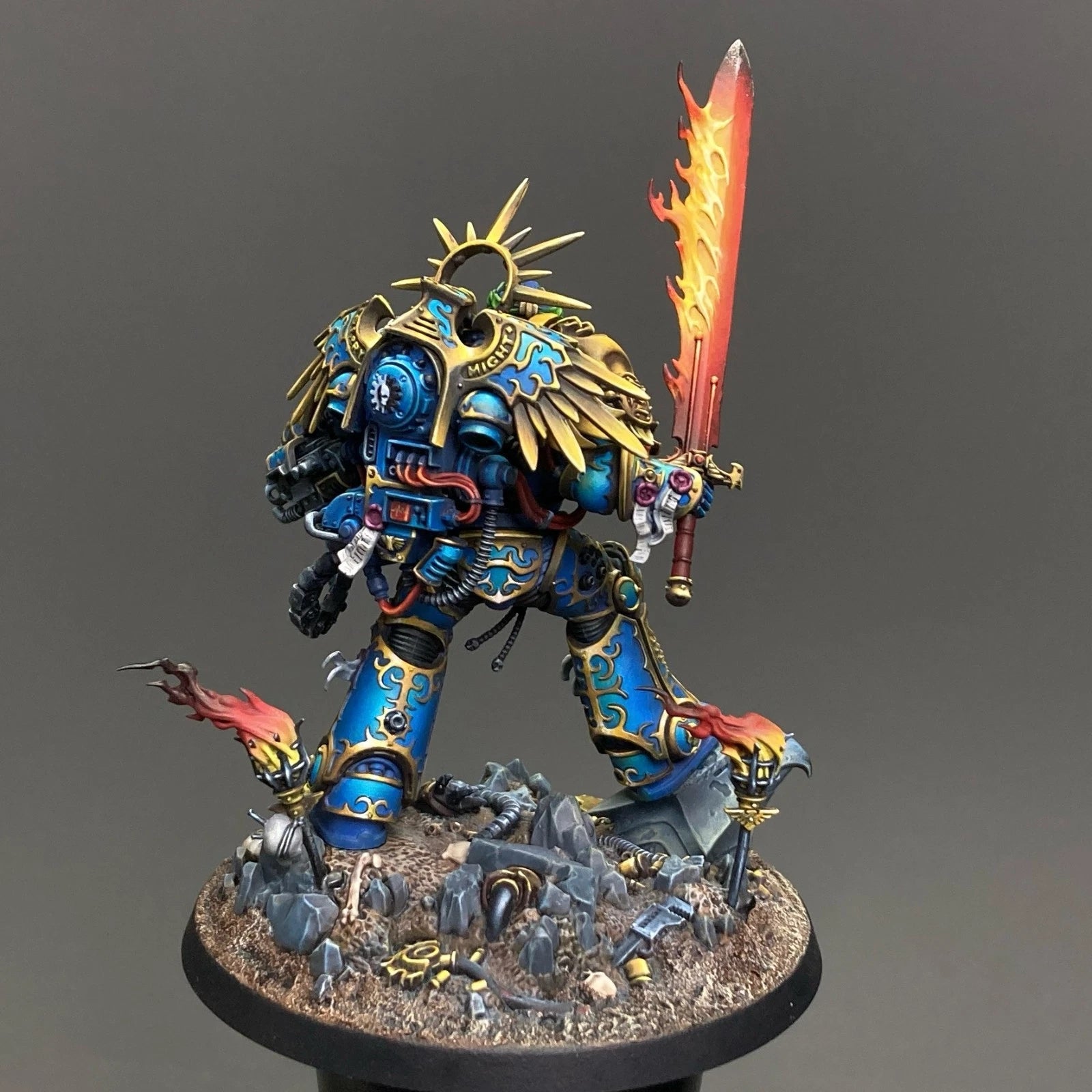 Warhammer 40K Ultramarines Triumvirate Primarch Roboute Guilliman Painted