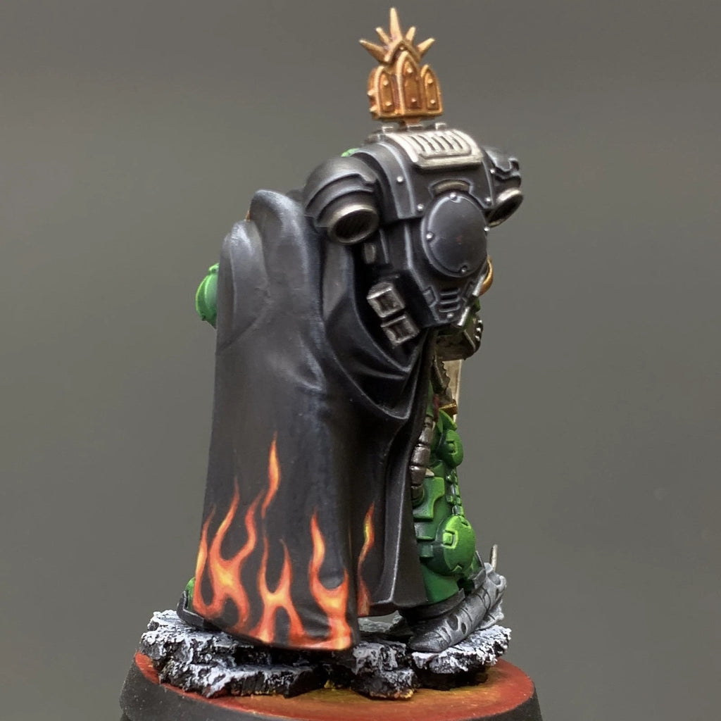 Warhammer 40K Captain With Master-Crafted Heavy Bolt Rifle Salamanders Painted