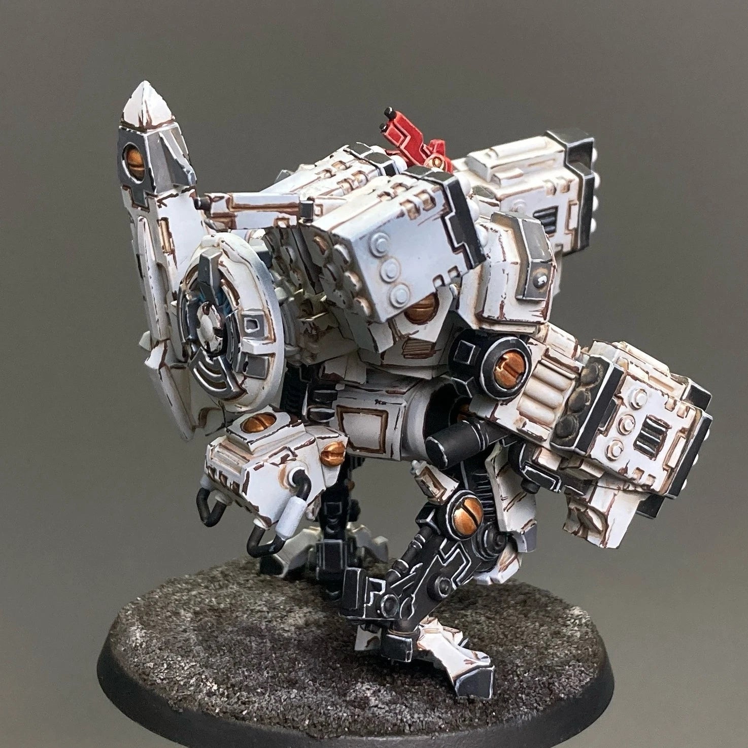 Warhammer 40K Tau Empire Broadside Battlesuit Painted