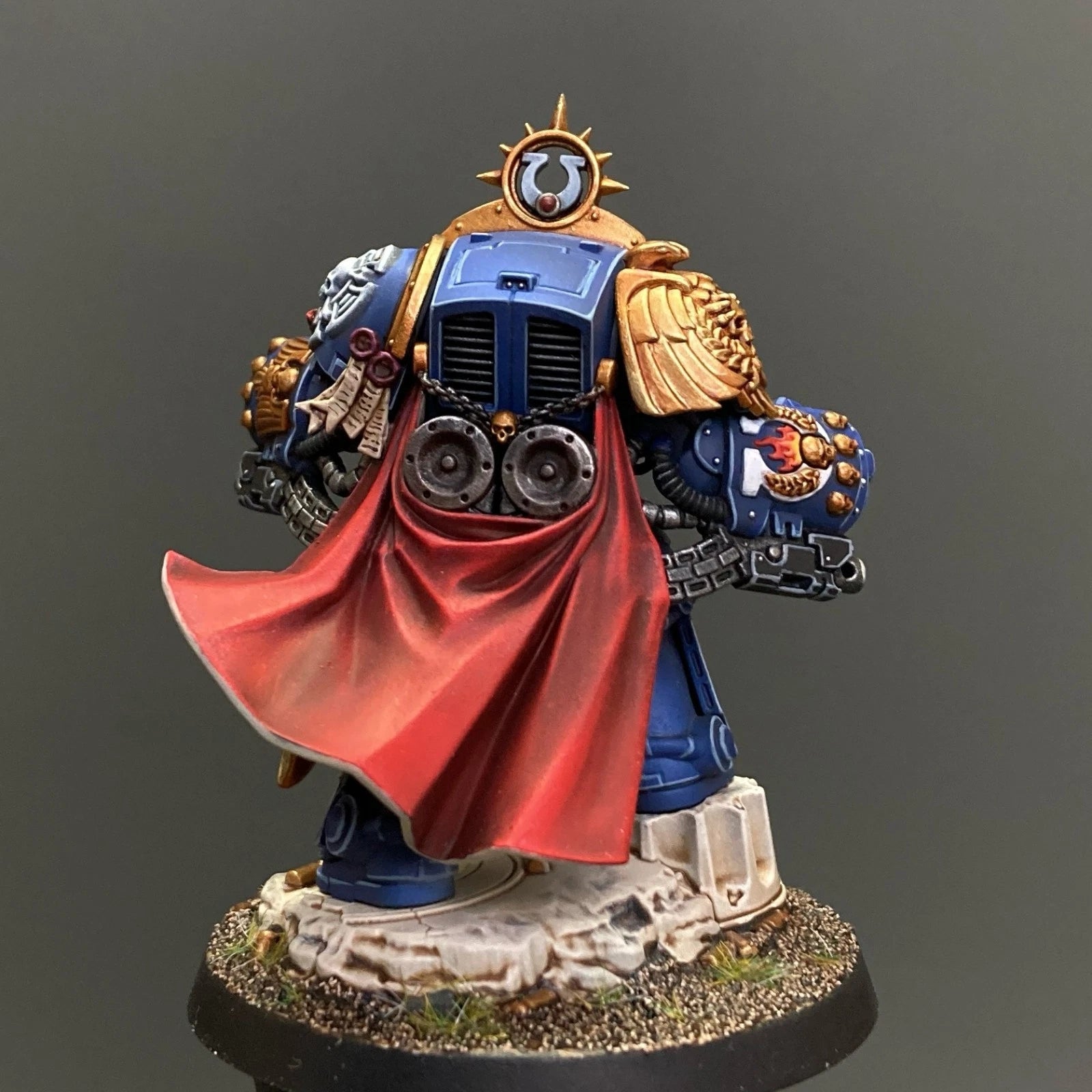 Warhammer 40K Ultramarines Marneus Calgar
