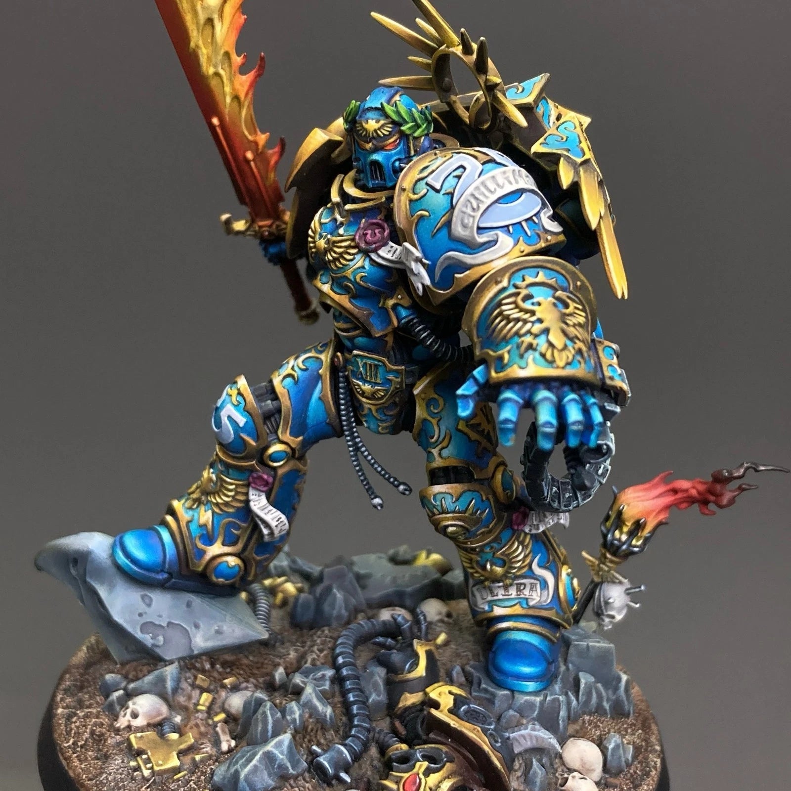 Warhammer 40K Ultramarines Triumvirate Primarch Roboute Guilliman Painted