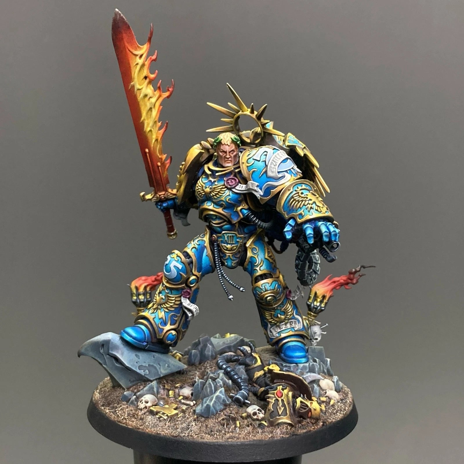 Warhammer 40K Ultramarines Triumvirate Primarch Roboute Guilliman Painted