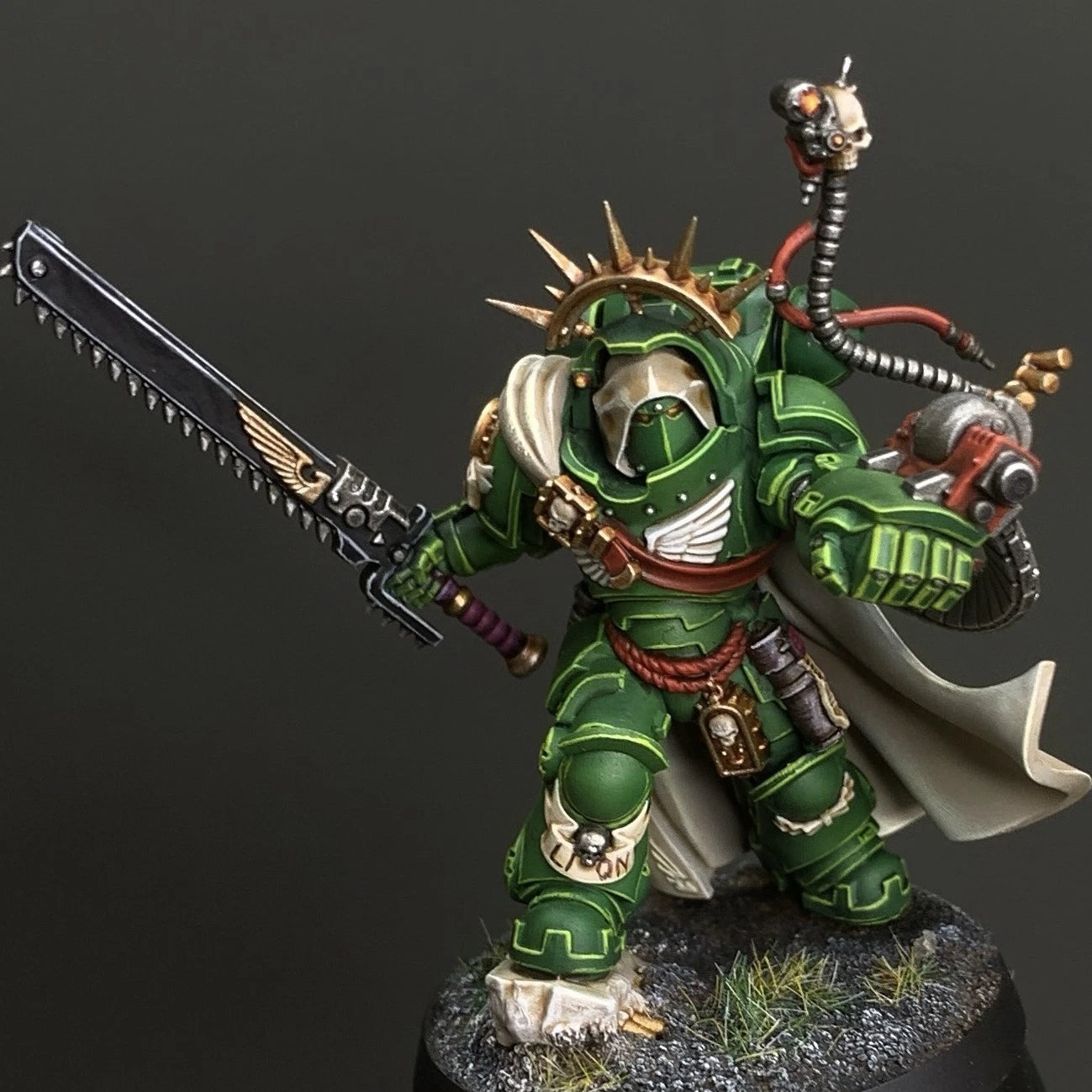 Warhammer 40K Painted Dark Angels Captain in gravis armor
